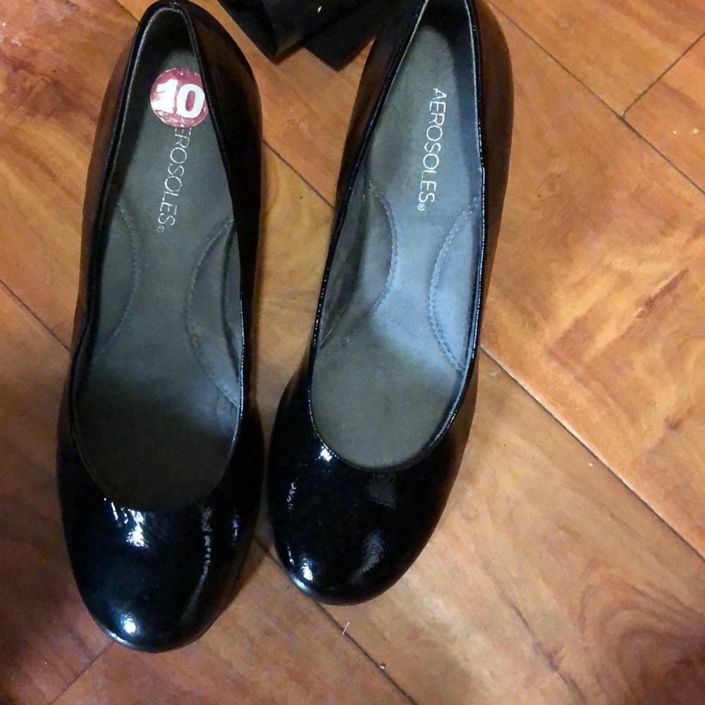 Black patent heels